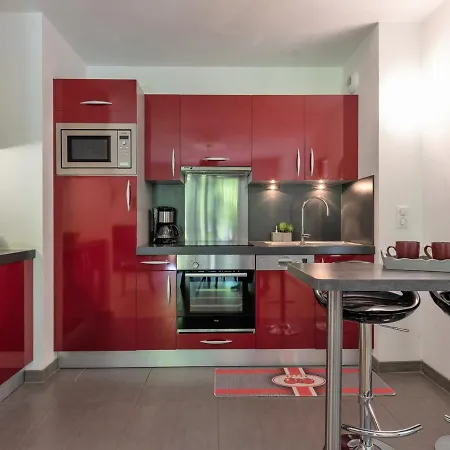 Superbe Pour 6 Avec Terrasse, Jardin Prive, Wi-fi Gratuit Et Parkings - Saint-lary Centre - Fr-1-296-320 Apartment *