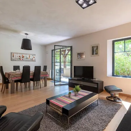 Superbe Pour 6 Avec Terrasse, Jardin Prive, Wi-fi Gratuit Et Parkings - Saint-lary Centre - Fr-1-296-320 Apartment Saint-Lary-Soulan