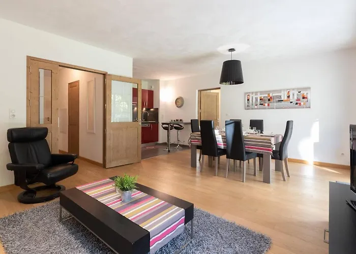 Апартаменты Superbe Pour 6 Avec Terrasse, Jardin Prive, Wi-fi Gratuit Et Parkings - Saint-lary Centre - Fr-1-296-320 Сен-Лари-Сулан