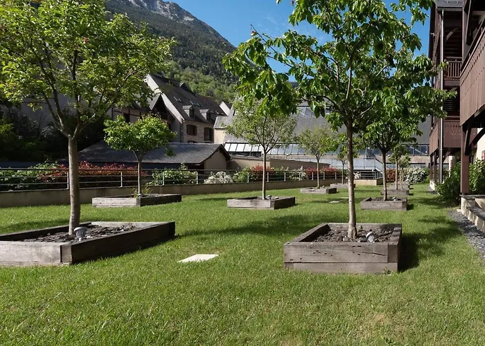 Апартаменты Superbe Pour 6 Avec Terrasse, Jardin Prive, Wi-fi Gratuit Et Parkings - Saint-lary Centre - Fr-1-296-320 *